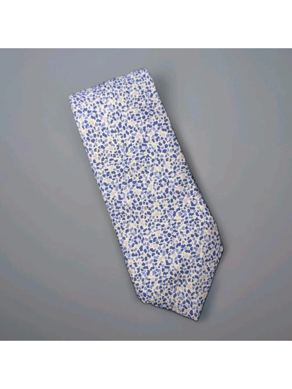 Charles Tyrwhitt Silk Tie Made In Italy Blue White